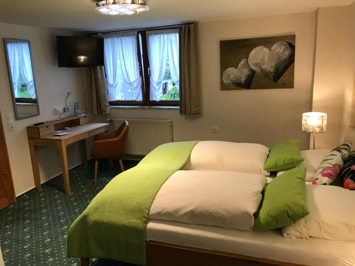 Hotel Garni Maass Браубах Екстер'єр фото