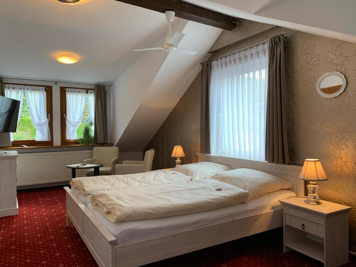 Hotel Garni Maass Браубах Екстер'єр фото