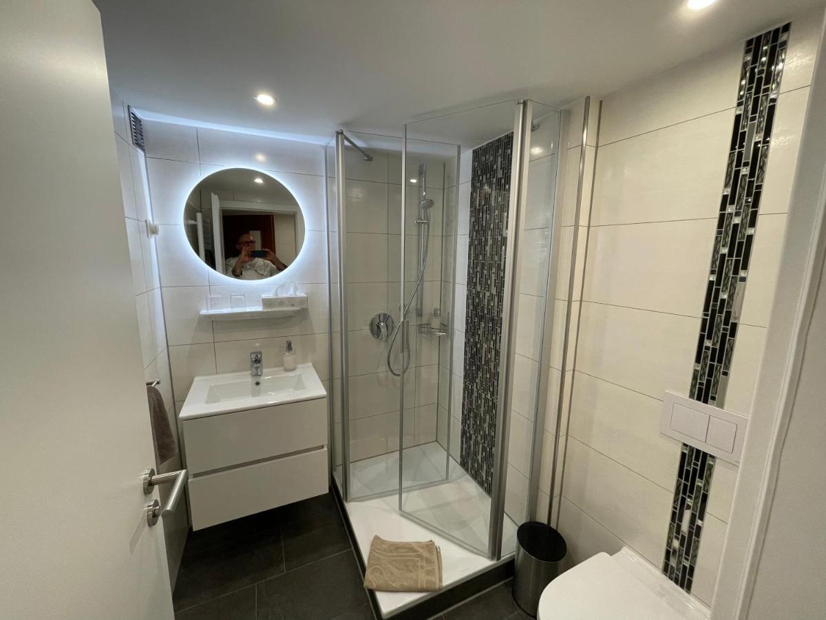 Hotel Garni Maass Браубах Екстер'єр фото